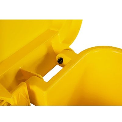 Efficient_Medical_Waste_Collection_Yellow_Bin