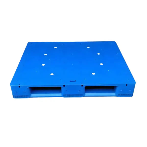 HDPE Industrial Pallet in Warehouse Logistics Environment