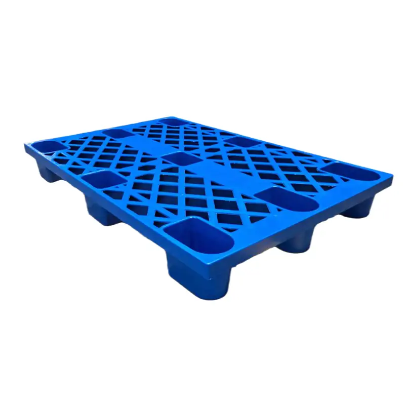 9-leg grid structure plastic pallet forklift handling demonstration