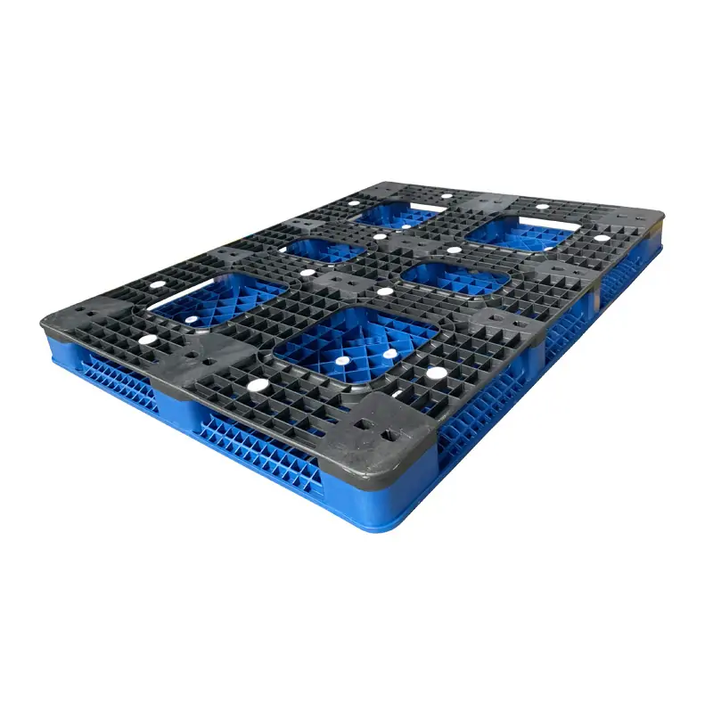 Modular plastic pallet for easy component replacement