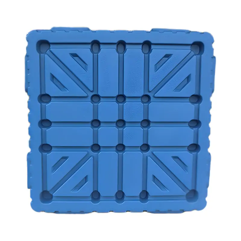 Industrial HDPE pallet with anti-slip surface texture