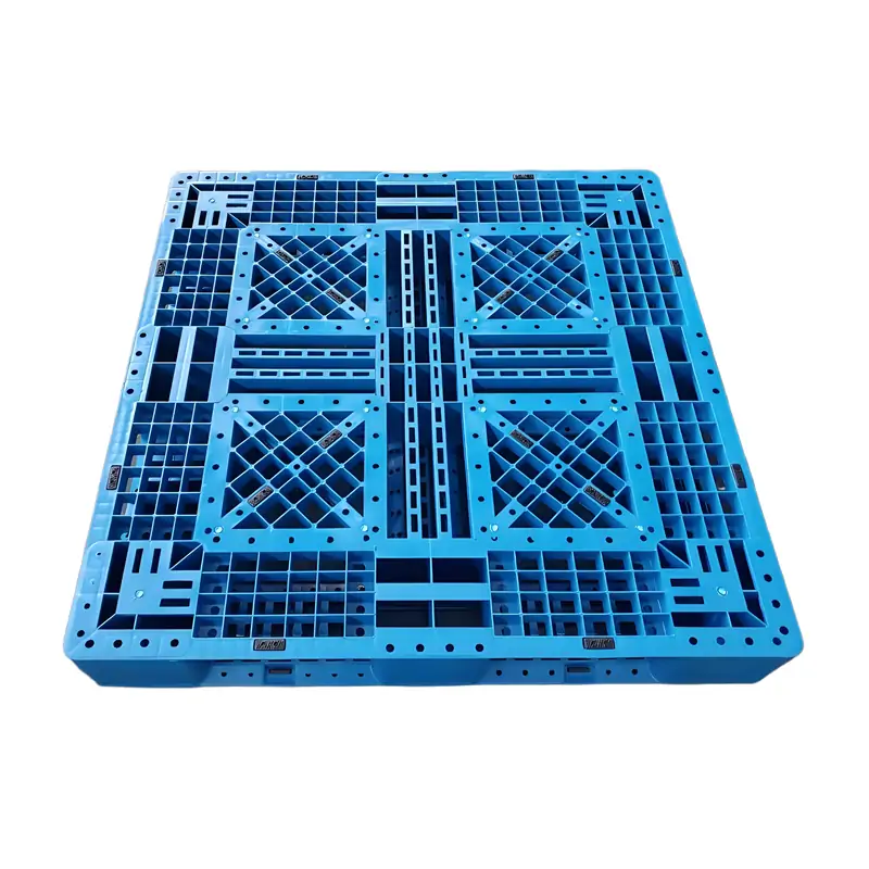 Top view of 1100x1100mm grid plastic pallet