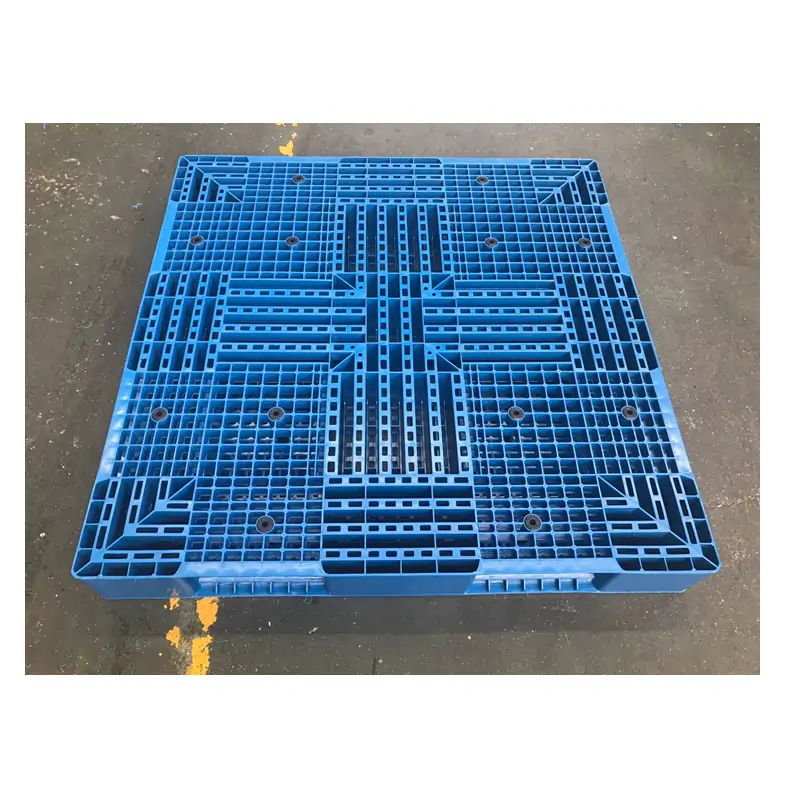 actual application of the pallet in warehousing