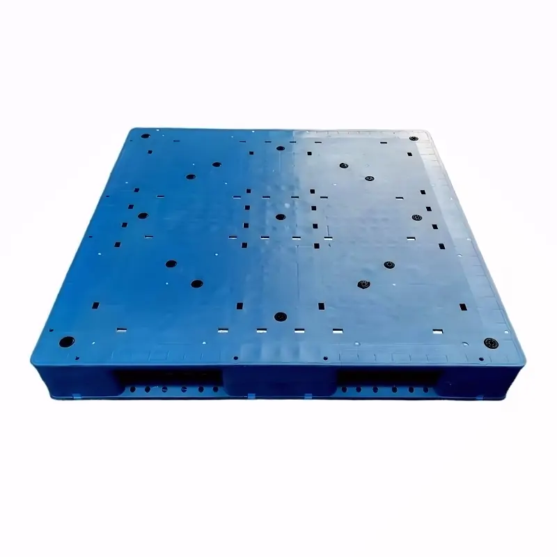1200x1200mm plastic pallet with closed deck design